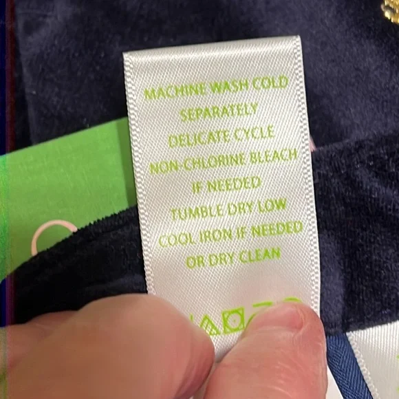 Lilly Pulitzer Adie Short - Picture 9 of 11